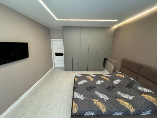 Продам трехкомнатную (3-комн.) квартиру, Пионерская ул, 9, Комсомольск-на-Амуре г