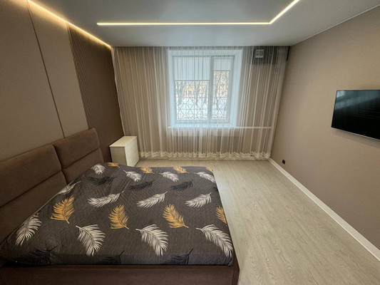 Продам трехкомнатную (3-комн.) квартиру, Пионерская ул, 9, Комсомольск-на-Амуре г