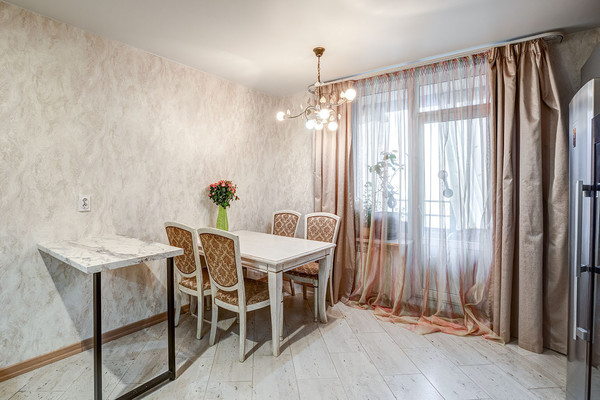 Продам трехкомнатную (3-комн.) квартиру, Егорова ул, 25А, Санкт-Петербург г