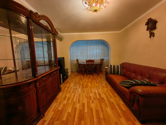Продам многокомнатную квартиру, Энтузиастов ул, 41, Волгодонск г