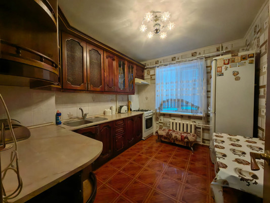 Продам многокомнатную квартиру, Энтузиастов ул, 41, Волгодонск г