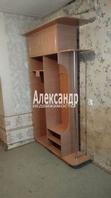 Продам комнату в 6-комн. квартире, Сиреневый б-р, 9, Санкт-Петербург г