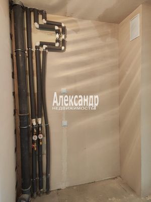 Продам однокомнатную (1-комн.) квартиру, Вересковая ул, 4к2, Скотное д