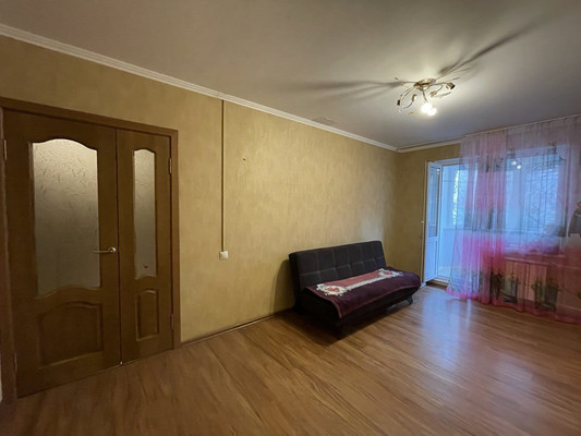 Продам двухкомнатную (2-комн.) квартиру, 339-й Стрелковой Дивизии ул, 17/3, Ростов-на-Дону г