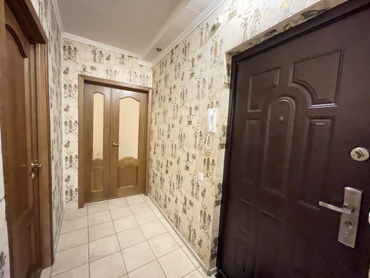 Продам двухкомнатную (2-комн.) квартиру, 339-й Стрелковой Дивизии ул, 17/3, Ростов-на-Дону г