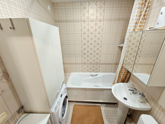 Продам двухкомнатную (2-комн.) квартиру, Малиновского ул, 66/1, Ростов-на-Дону г