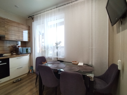 Продам двухкомнатную (2-комн.) квартиру, Маршала Казакова ул, 50Ак1, Санкт-Петербург г