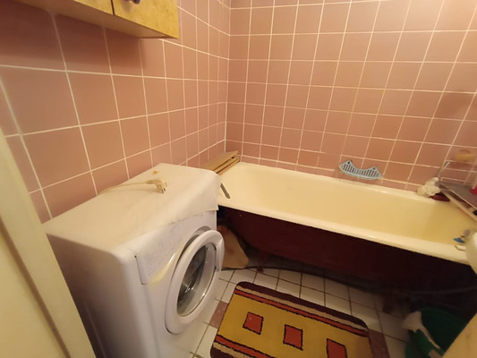 Продам двухкомнатную (2-комн.) квартиру, Черникова ул, 11, Волгодонск г