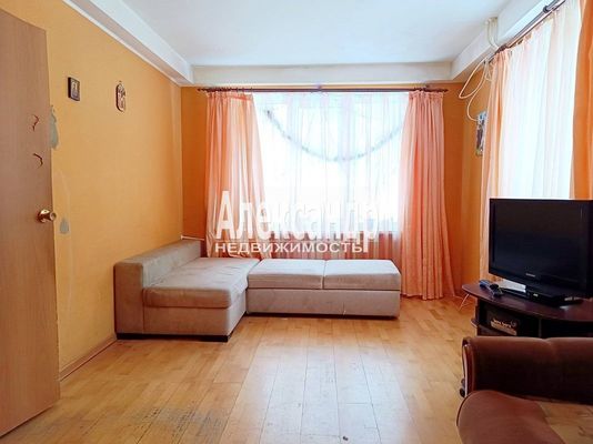 Продам однокомнатную (1-комн.) квартиру, Железнодорожная ул, 8, Каннельярви п. ж/д ст.
