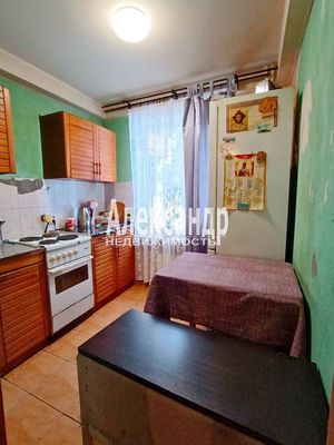 Продам однокомнатную (1-комн.) квартиру, Железнодорожная ул, 8, Каннельярви п. ж/д ст.