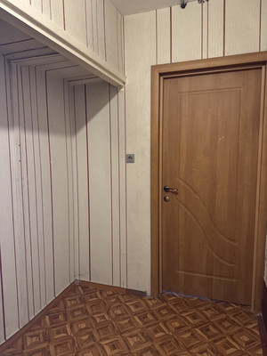 Продам трехкомнатную (3-комн.) квартиру, Елькина ул, 84а, Челябинск г