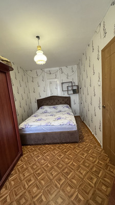 Продам трехкомнатную (3-комн.) квартиру, Елькина ул, 84а, Челябинск г