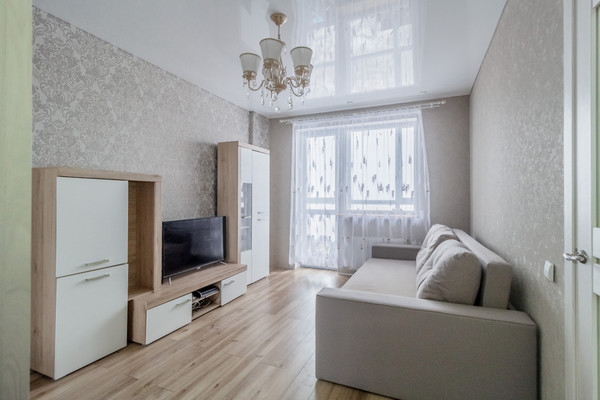 Продам однокомнатную (1-комн.) квартиру, Летняя ул, 72, Калининград г