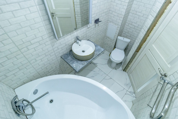 Продам однокомнатную (1-комн.) квартиру, Летняя ул, 72, Калининград г