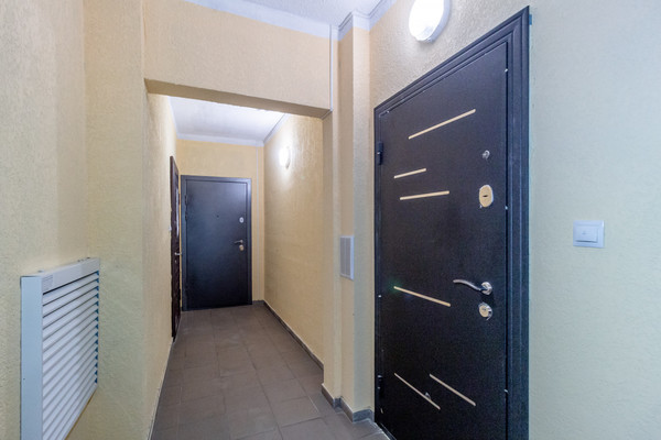 Продам однокомнатную (1-комн.) квартиру, Летняя ул, 72, Калининград г