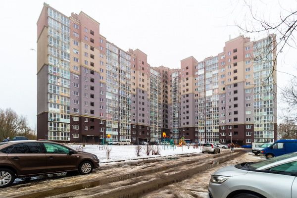 Продам однокомнатную (1-комн.) квартиру, Летняя ул, 72, Калининград г