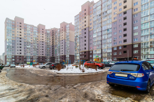 Продам однокомнатную (1-комн.) квартиру, Летняя ул, 72, Калининград г