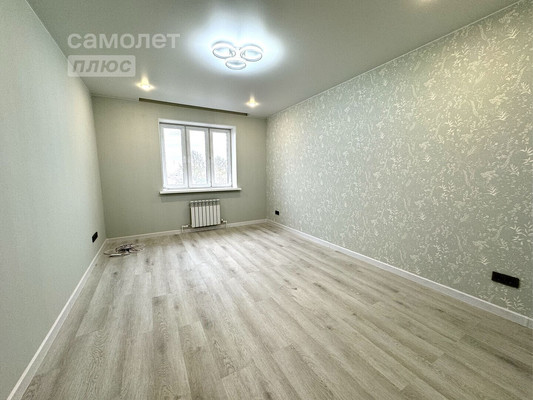 Продам двухкомнатную (2-комн.) квартиру, Самоцветы мкр, 12, Иваново г