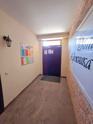 Продам двухкомнатную (2-комн.) квартиру, Крылова ул, 36, Симферополь г