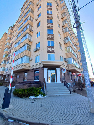 Продам двухкомнатную (2-комн.) квартиру, Крылова ул, 36, Симферополь г