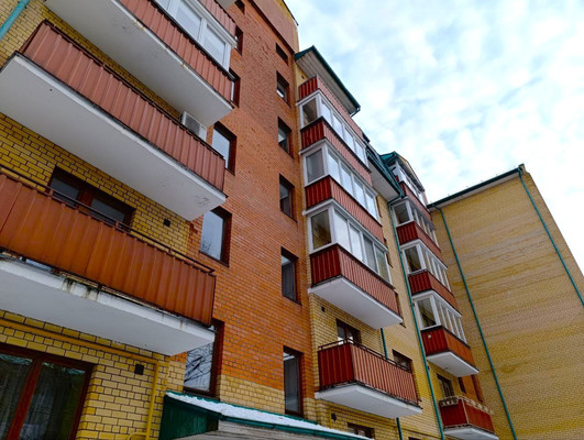 Продам многокомнатную квартиру, Щорса пер, 1, Калининград г