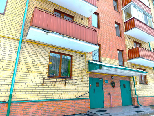 Продам многокомнатную квартиру, Щорса пер, 1, Калининград г