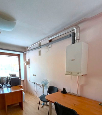 Продам многокомнатную квартиру, Щорса пер, 1, Калининград г