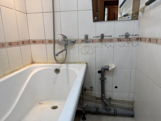 Продам трехкомнатную (3-комн.) квартиру, им А.Маркова мкр, 41, Дмитров г