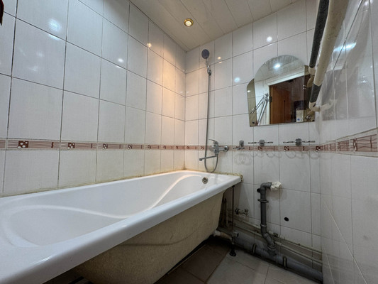 Продам трехкомнатную (3-комн.) квартиру, им А.Маркова мкр, 41, Дмитров г