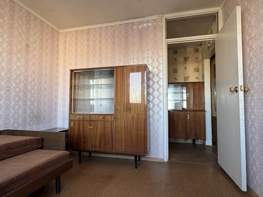 Продам трехкомнатную (3-комн.) квартиру, им А.Маркова мкр, 41, Дмитров г