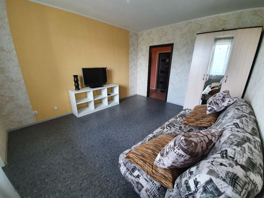Продам однокомнатную (1-комн.) квартиру, Тельмана ул, 5, Иркутск г