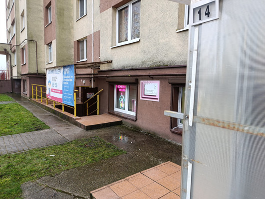 Продам коммерческое помещение 72 м2, Генерала Челнокова ул, 44, Калининград г