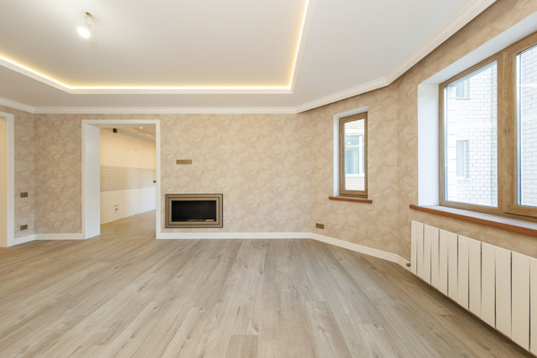 Продам трехкомнатную (3-комн.) квартиру, Советская ул, 95к1, Брянск г
