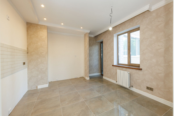 Продам трехкомнатную (3-комн.) квартиру, Советская ул, 95к1, Брянск г