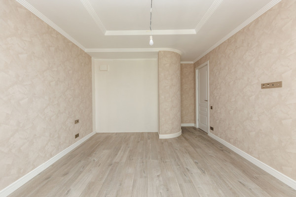 Продам трехкомнатную (3-комн.) квартиру, Советская ул, 95к1, Брянск г