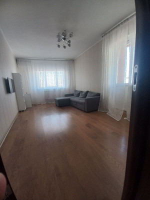 Продам двухкомнатную (2-комн.) квартиру, Юлиуса Фучика ул, 8Б, Казань г