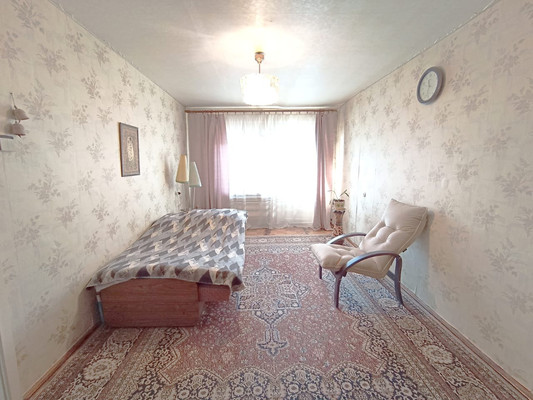 Продам двухкомнатную (2-комн.) квартиру, Д мкр, 19, Новомичуринск г