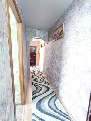 Продам трехкомнатную (3-комн.) квартиру, Д мкр, 14, Новомичуринск г