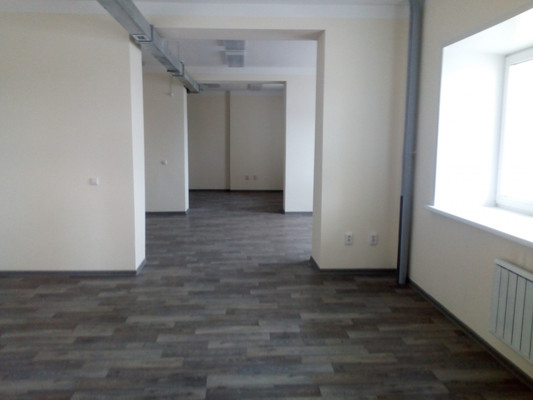 Продам коммерческое помещение 108 м2, 2-я Огородная ул, 25, Красноярск г