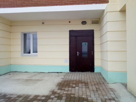 Продам коммерческое помещение 108 м2, 2-я Огородная ул, 25, Красноярск г