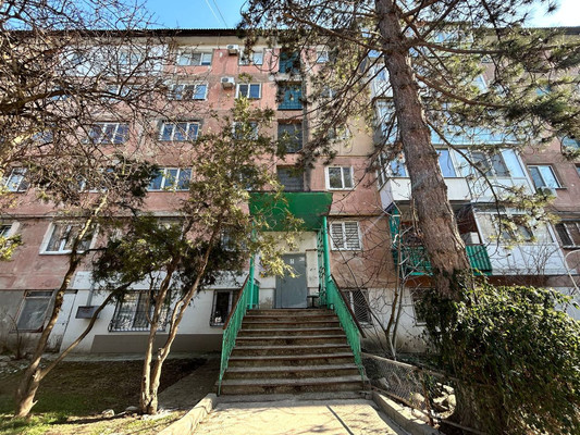Продам однокомнатную (1-комн.) квартиру, Трубаченко ул, 22, Симферополь г