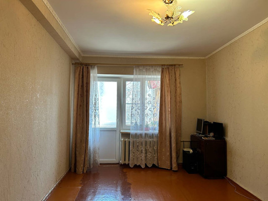 Продам однокомнатную (1-комн.) квартиру, Трубаченко ул, 22, Симферополь г