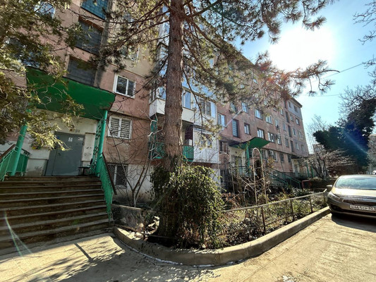 Продам однокомнатную (1-комн.) квартиру, Трубаченко ул, 22, Симферополь г