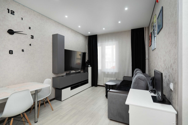 Продам однокомнатную (1-комн.) квартиру, Самаровская ул, 10, Ханты-Мансийск г