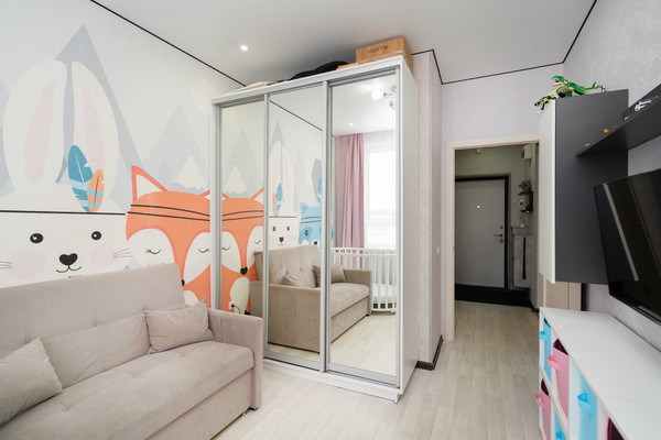 Продам однокомнатную (1-комн.) квартиру, Самаровская ул, 10, Ханты-Мансийск г