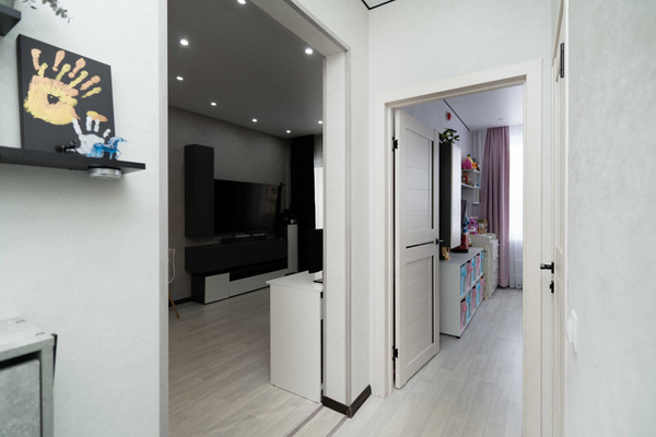 Продам однокомнатную (1-комн.) квартиру, Самаровская ул, 10, Ханты-Мансийск г