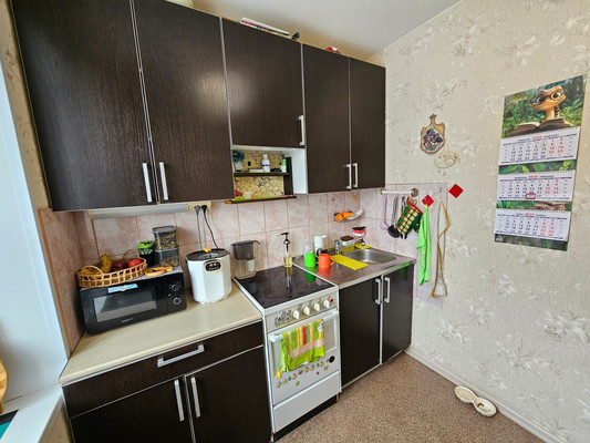 Продам двухкомнатную (2-комн.) квартиру, Ленина ул, 21, Костомукша г
