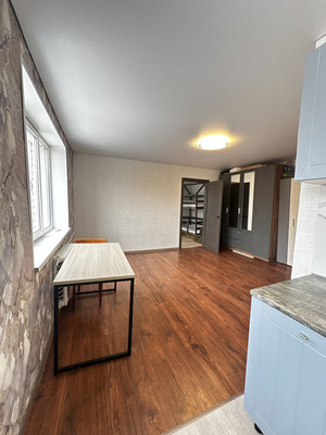 Продам двухкомнатную (2-комн.) квартиру, Школьная ул, 46, Васильево пгт