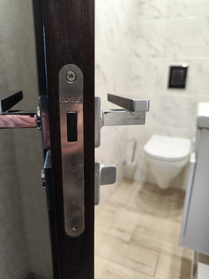 Продам трехкомнатную (3-комн.) квартиру, Ломоносова ул, 13, Нижний Тагил г