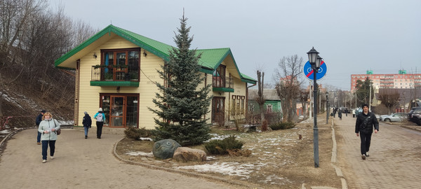 Продам двухкомнатную (2-комн.) квартиру, Дмитровская ул, 64, Базарово д